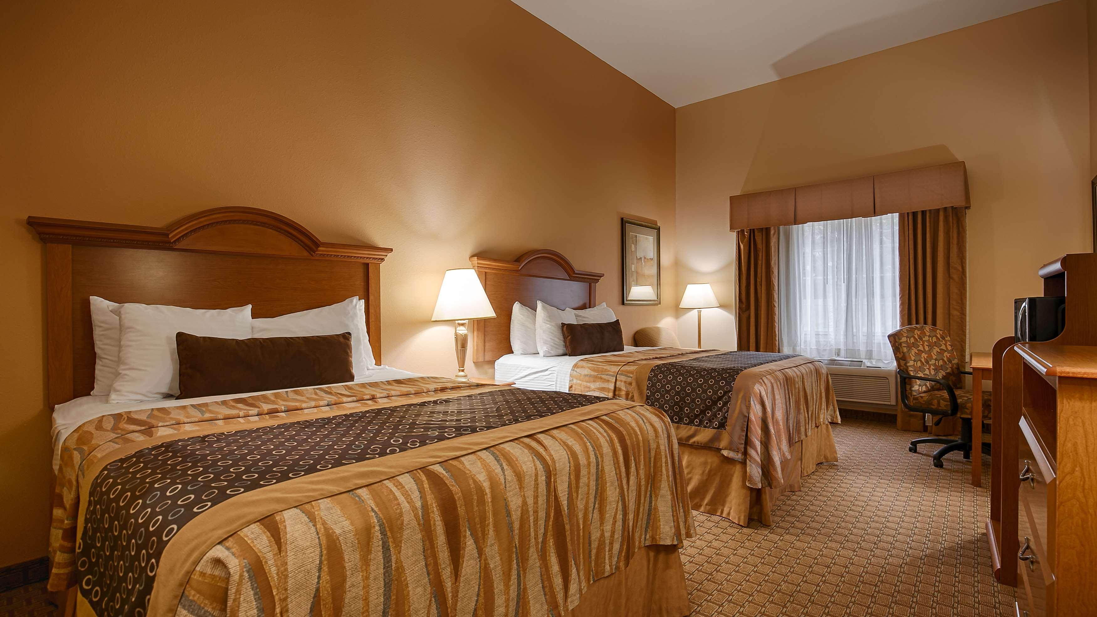 Best Western Plus New Caney Inn & Suites Bagian luar foto