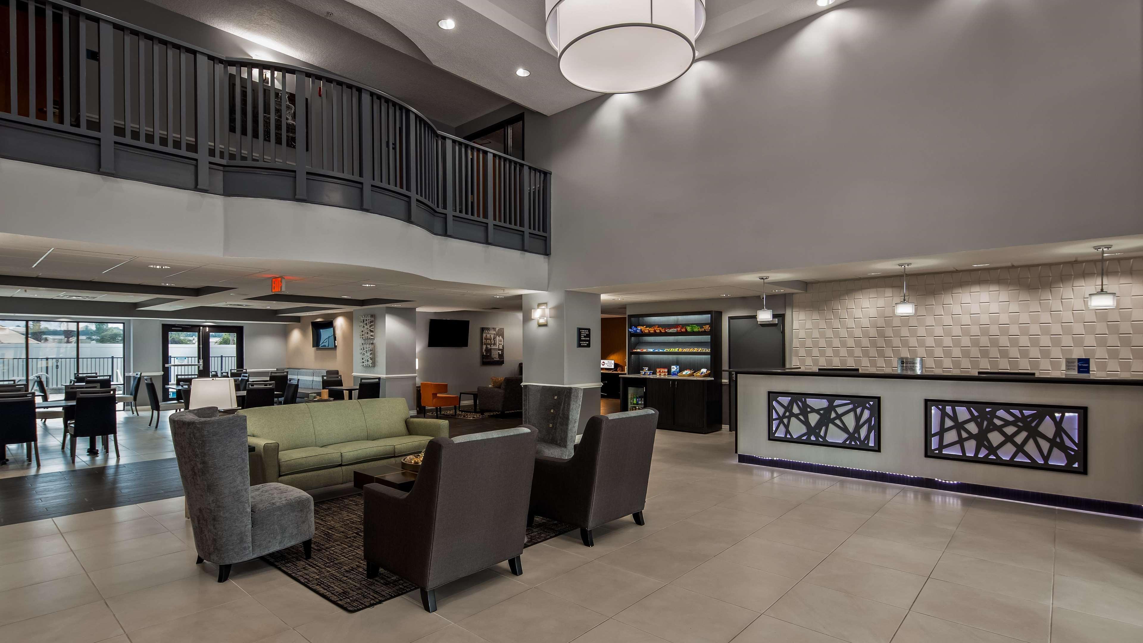 Best Western Plus New Caney Inn & Suites Bagian luar foto