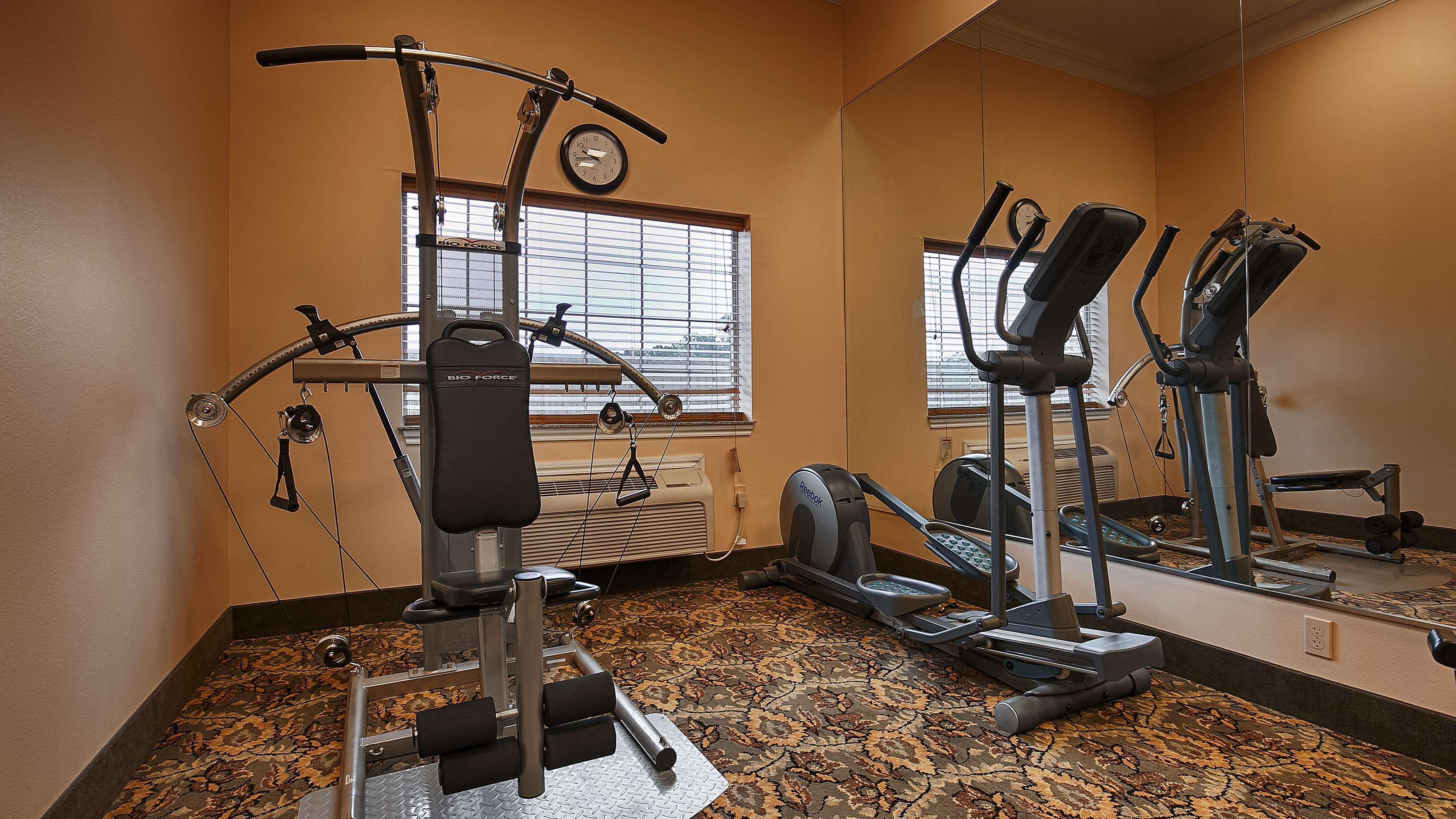 Best Western Plus New Caney Inn & Suites Bagian luar foto