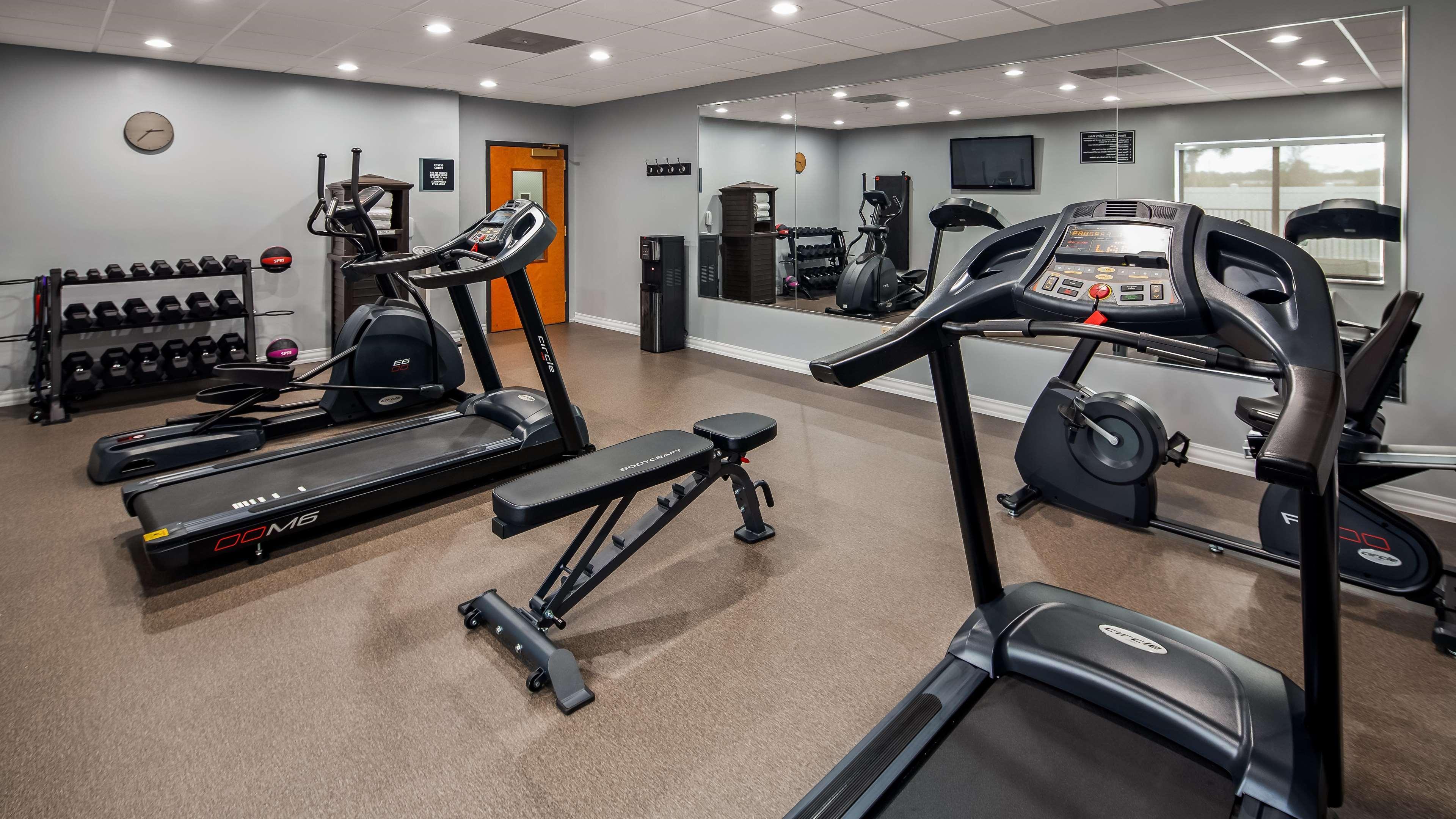 Best Western Plus New Caney Inn & Suites Bagian luar foto