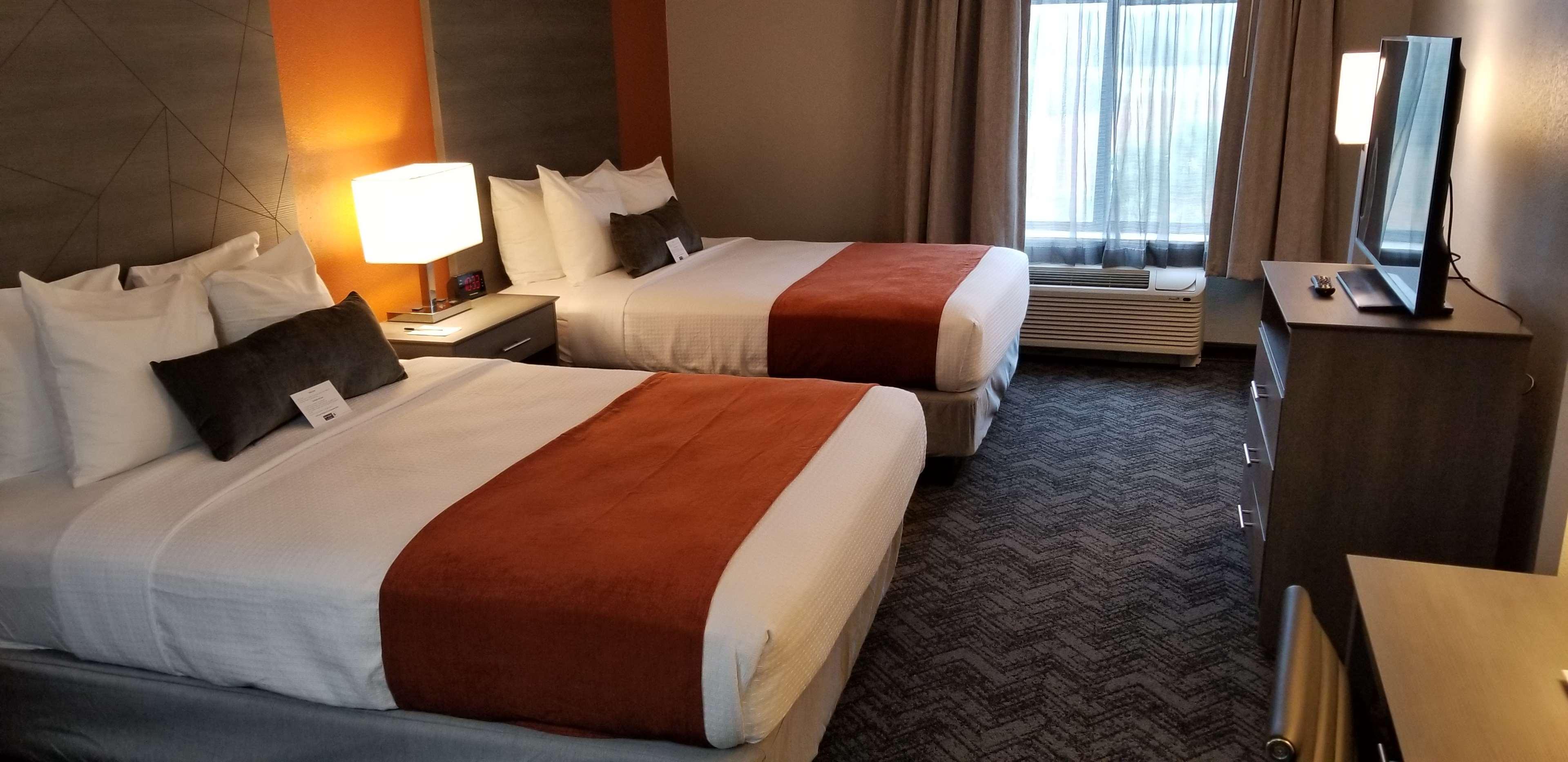 Best Western Plus New Caney Inn & Suites Bagian luar foto
